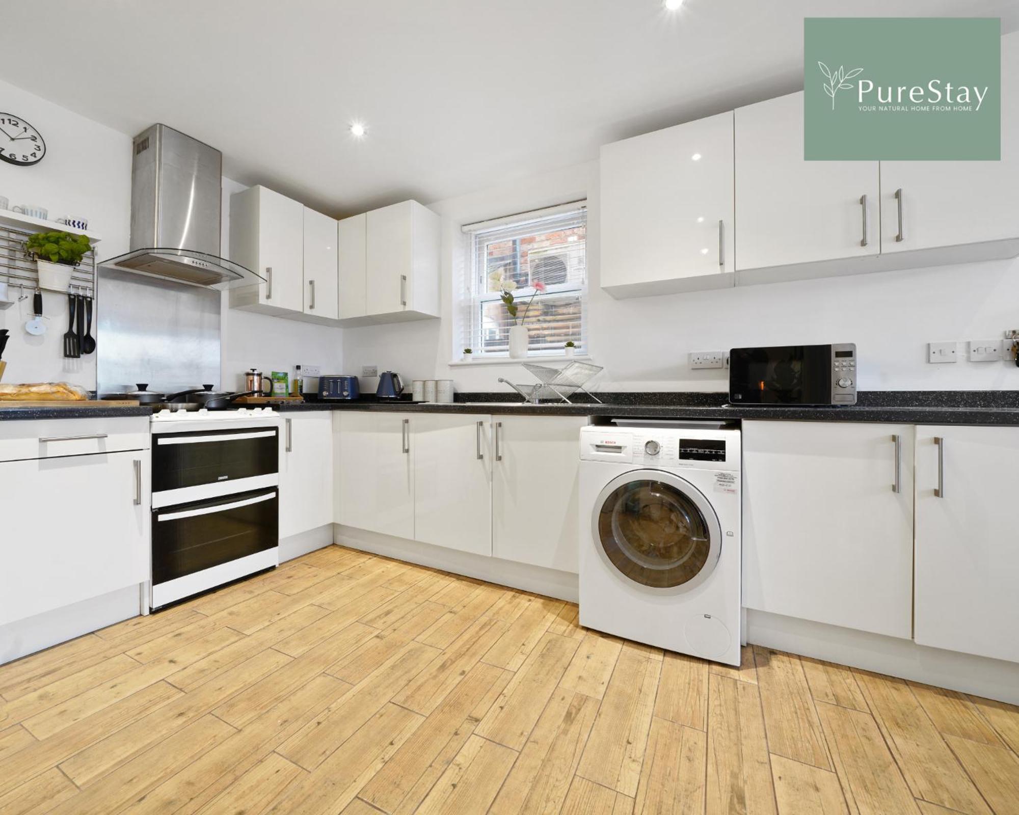 Stunning Two Bed Leamington Apartment With Free Wifi By Purestay Short Lets & Serviced Accommodation Zewnętrze zdjęcie