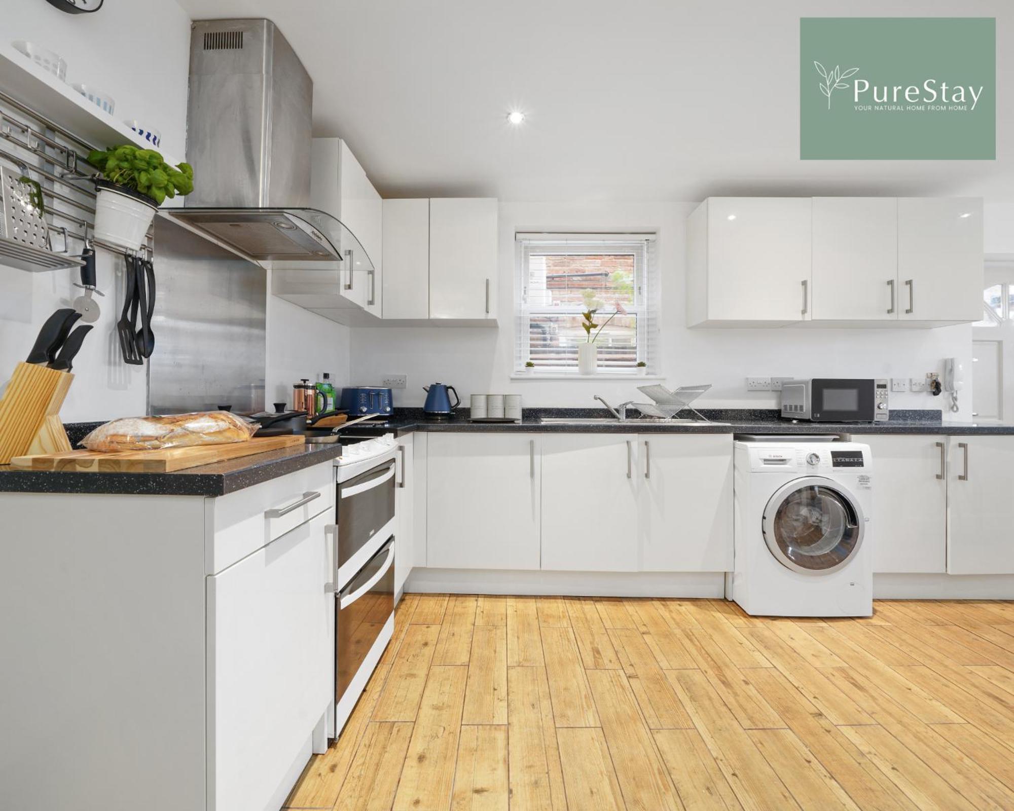 Stunning Two Bed Leamington Apartment With Free Wifi By Purestay Short Lets & Serviced Accommodation Zewnętrze zdjęcie